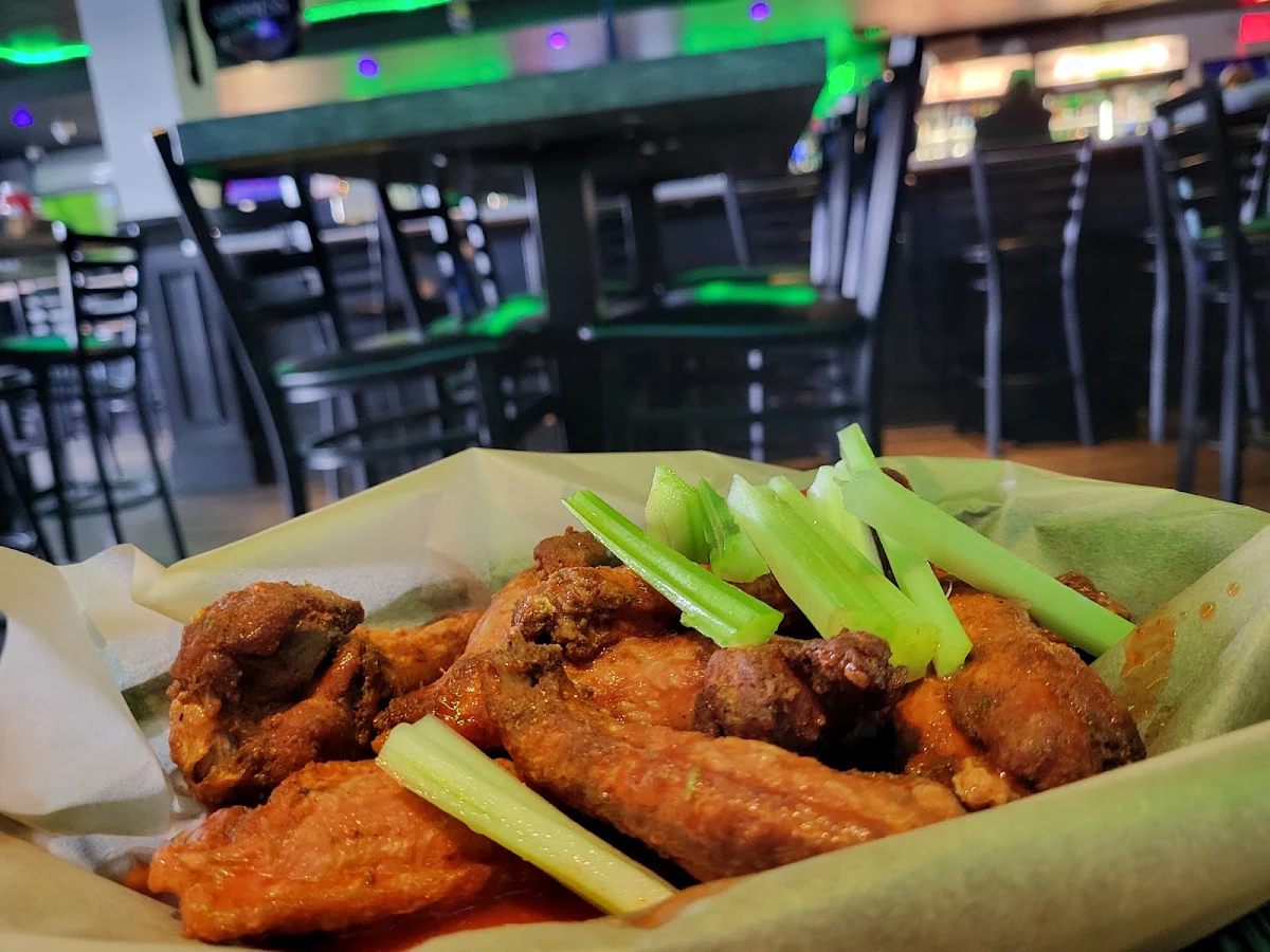 Dozen Wings All Day