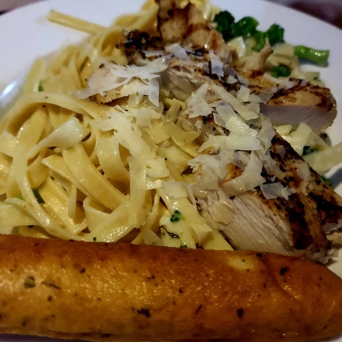 Chicken Alfredo Pasta