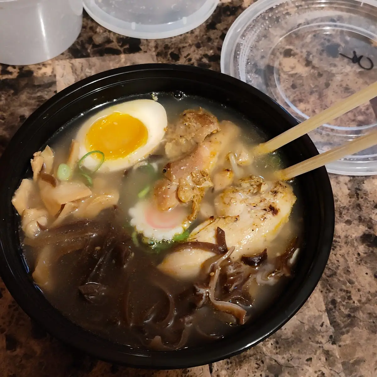 Sake-Steamed Clams Soup