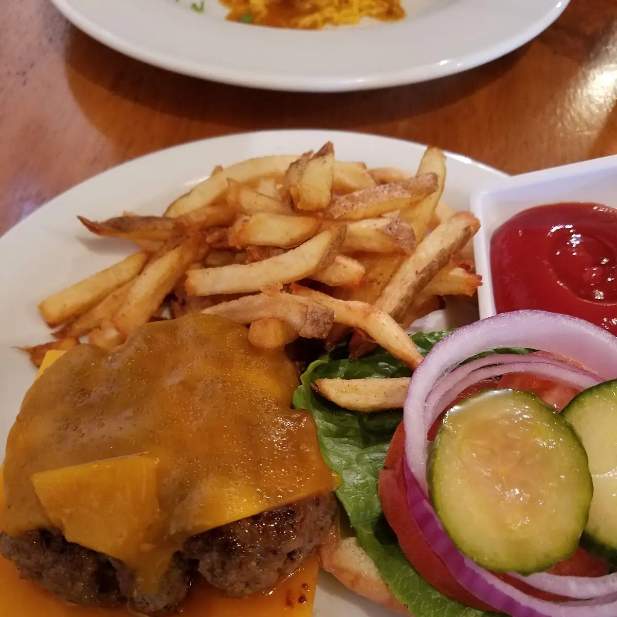 Kids Cheeseburger