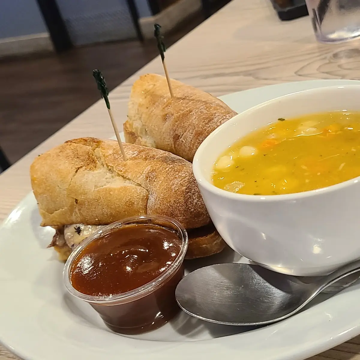 Philly Cheesesteak, Midtown | Tap & Grill