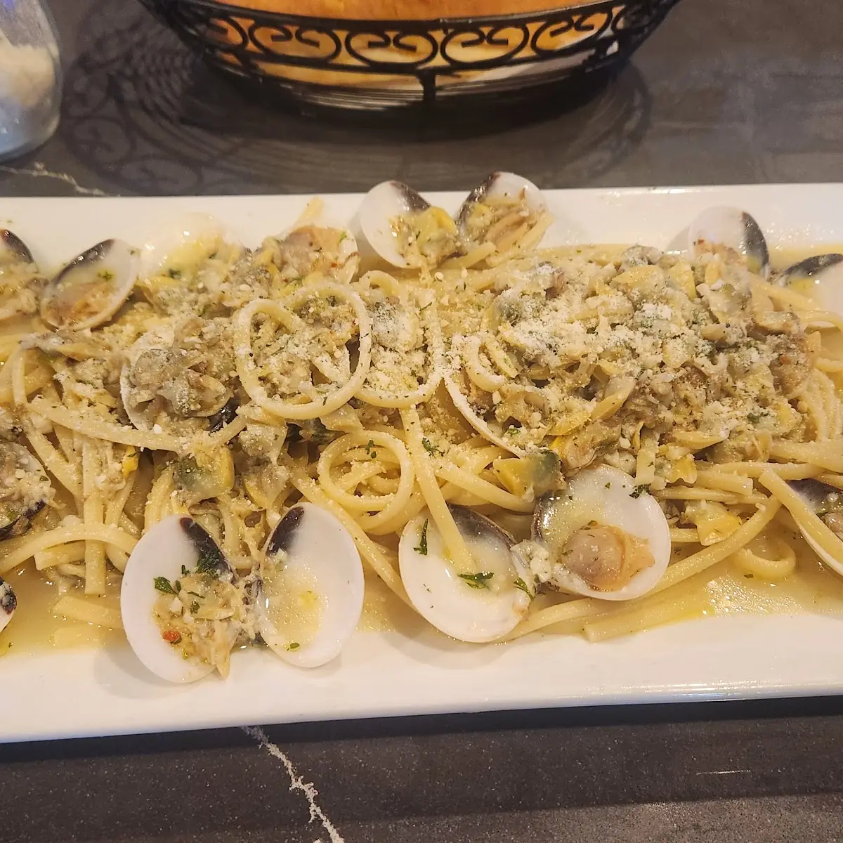 Linguine with Clam Sauce
