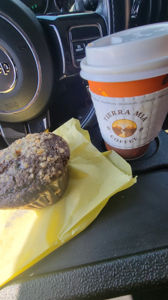 Choco Tres Leche & Caramel Machiatto