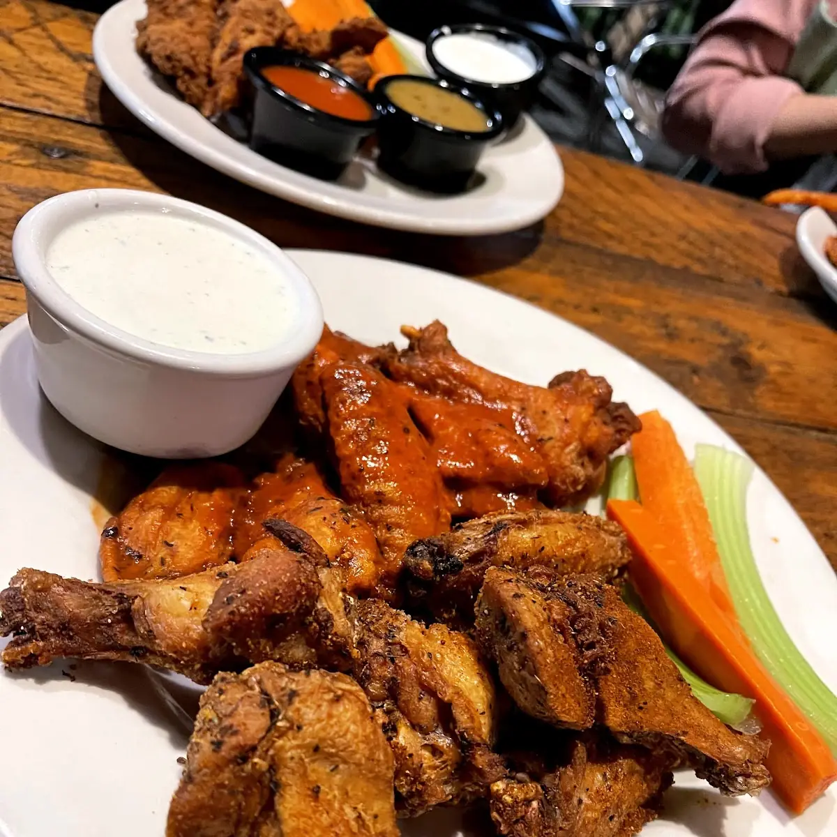 Chicken Wings with Spicy Korean Sauce