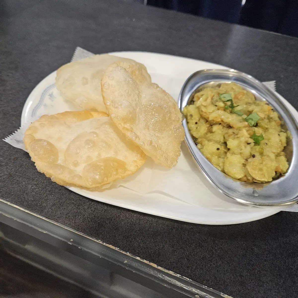 Poori Bhaji Or Chole