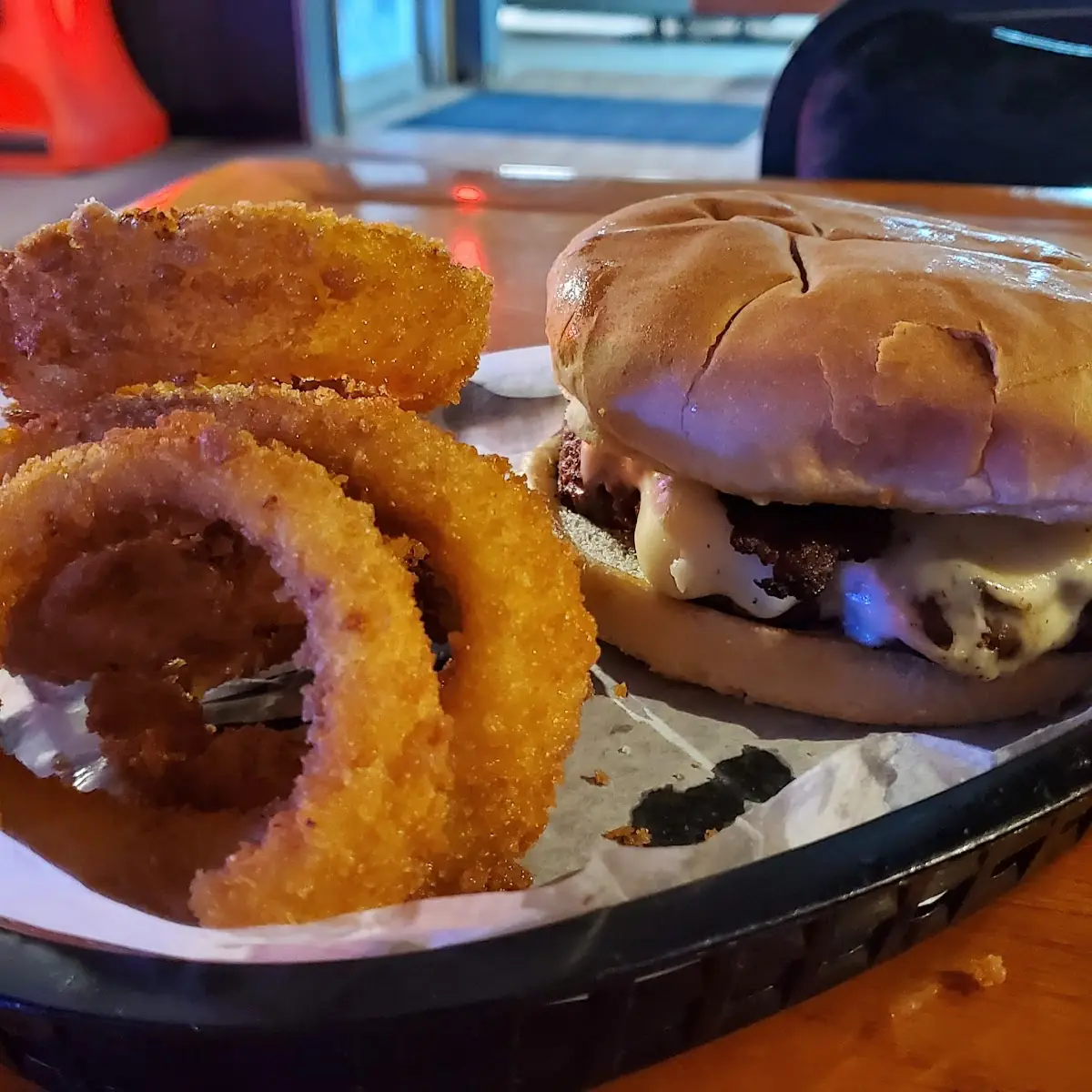 Black & Tan Onion Ring