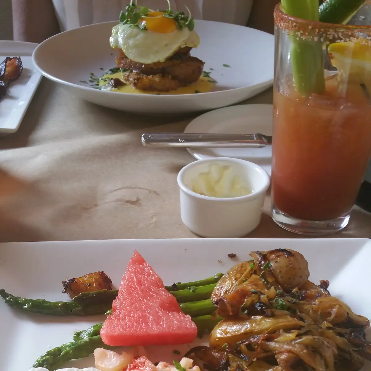 Eggs Benedict