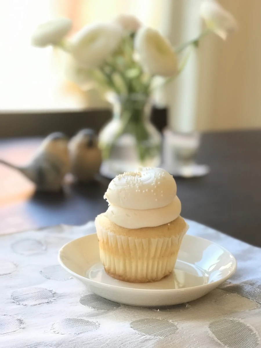 Gluten Friendly Wedding Cake Cupcake