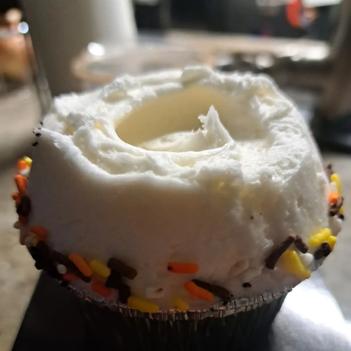 Oreo Cookie Cupcake lrg