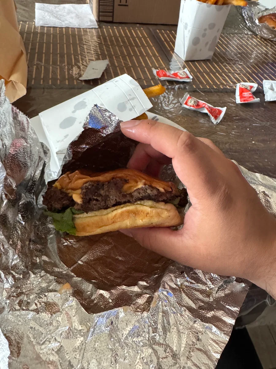 Lunch Special Burger Size, SMASH