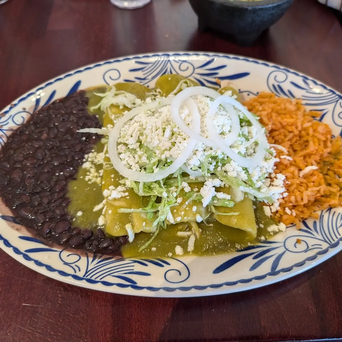 Cheese Enchiladas with Mole Sauce