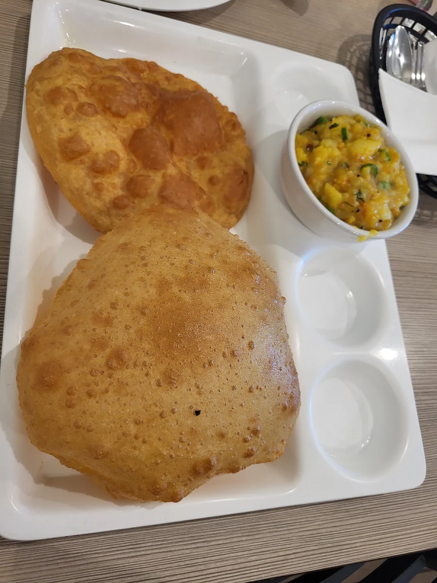 Poori (1 pc)