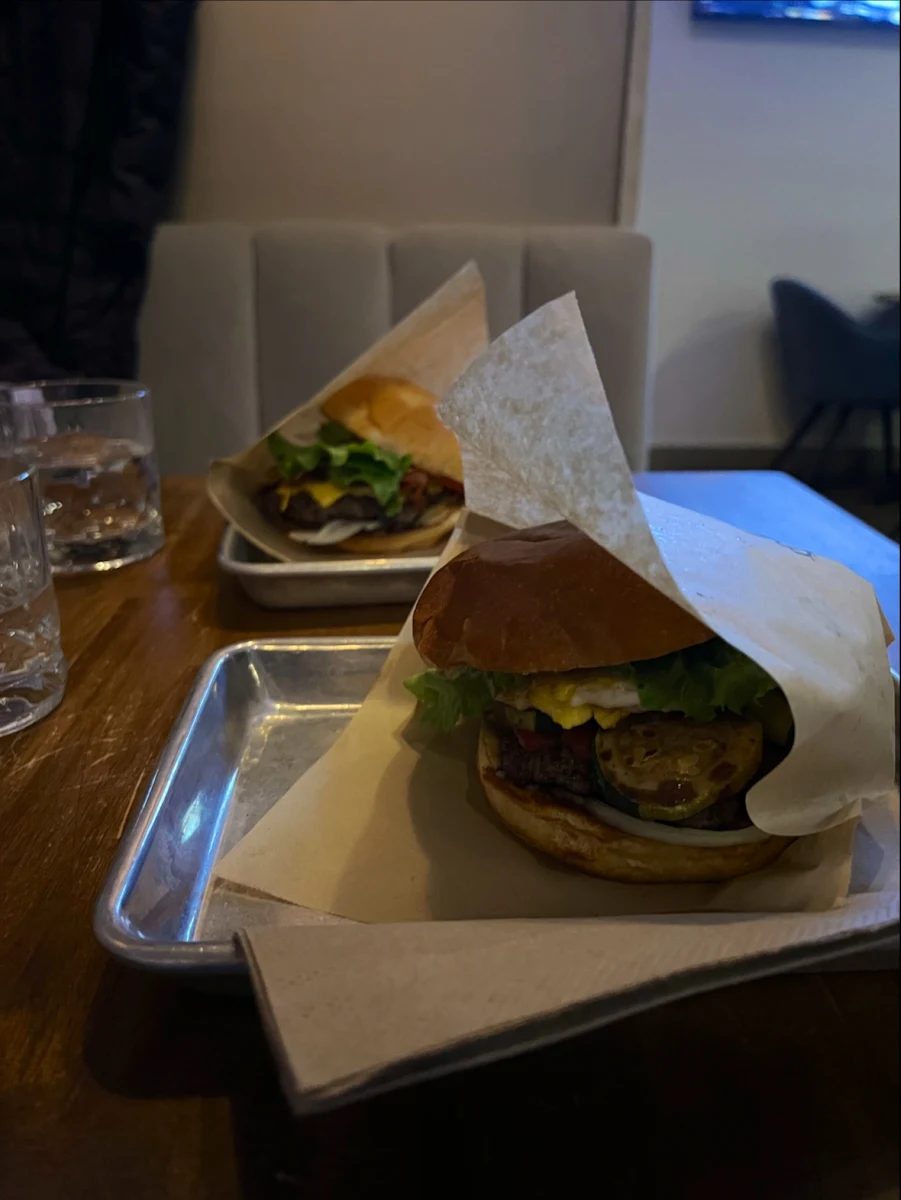 Bacon&Cheese Burger, Chit Chat Burger Bar