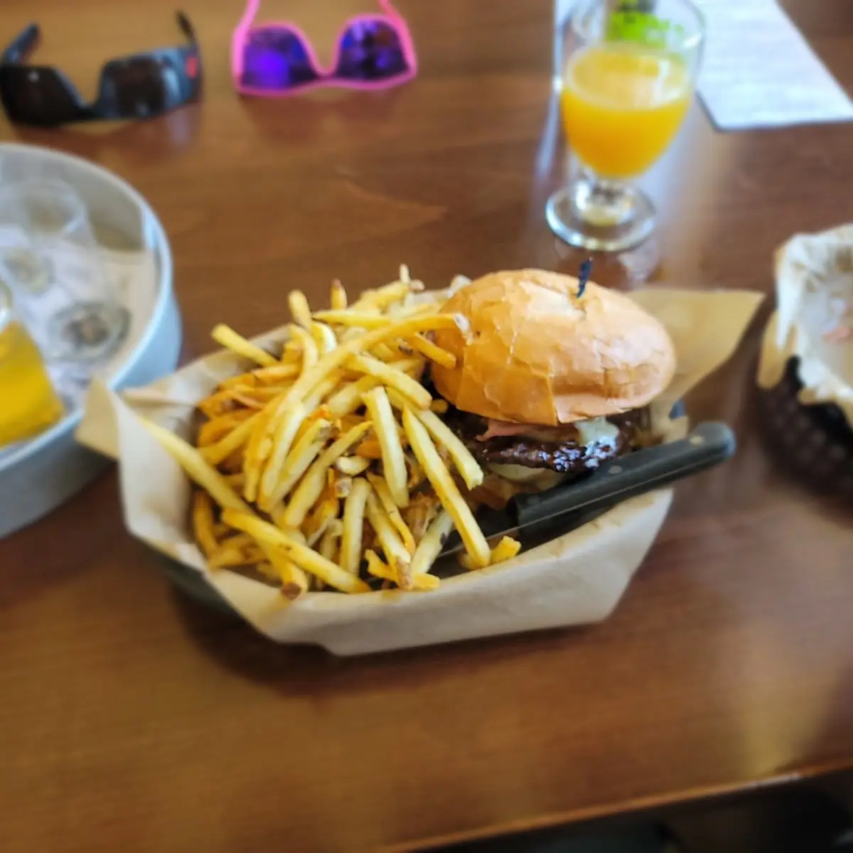 Tiki Burger