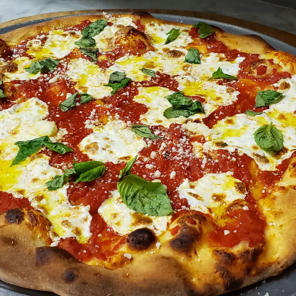 Old Fashioned Margherita Pizza