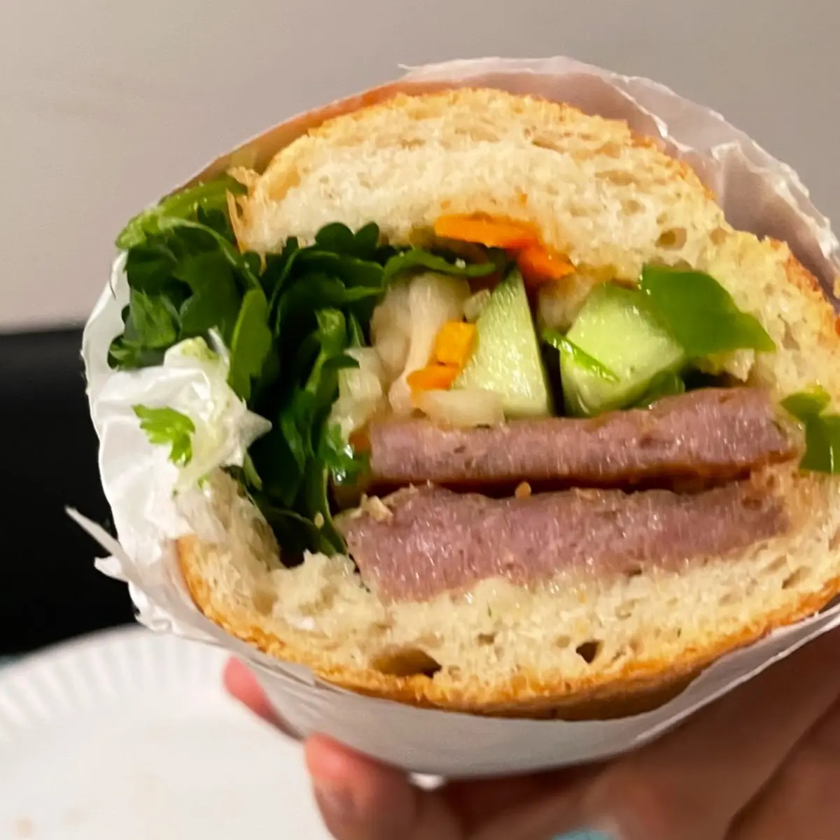 Bánh Mì Thịt Nướng