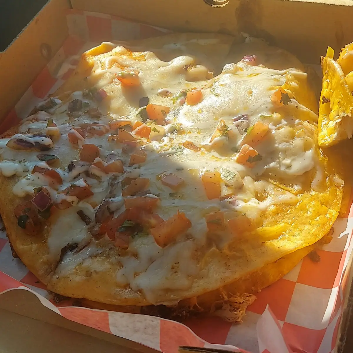 Mexican Pizza Made with Chicken