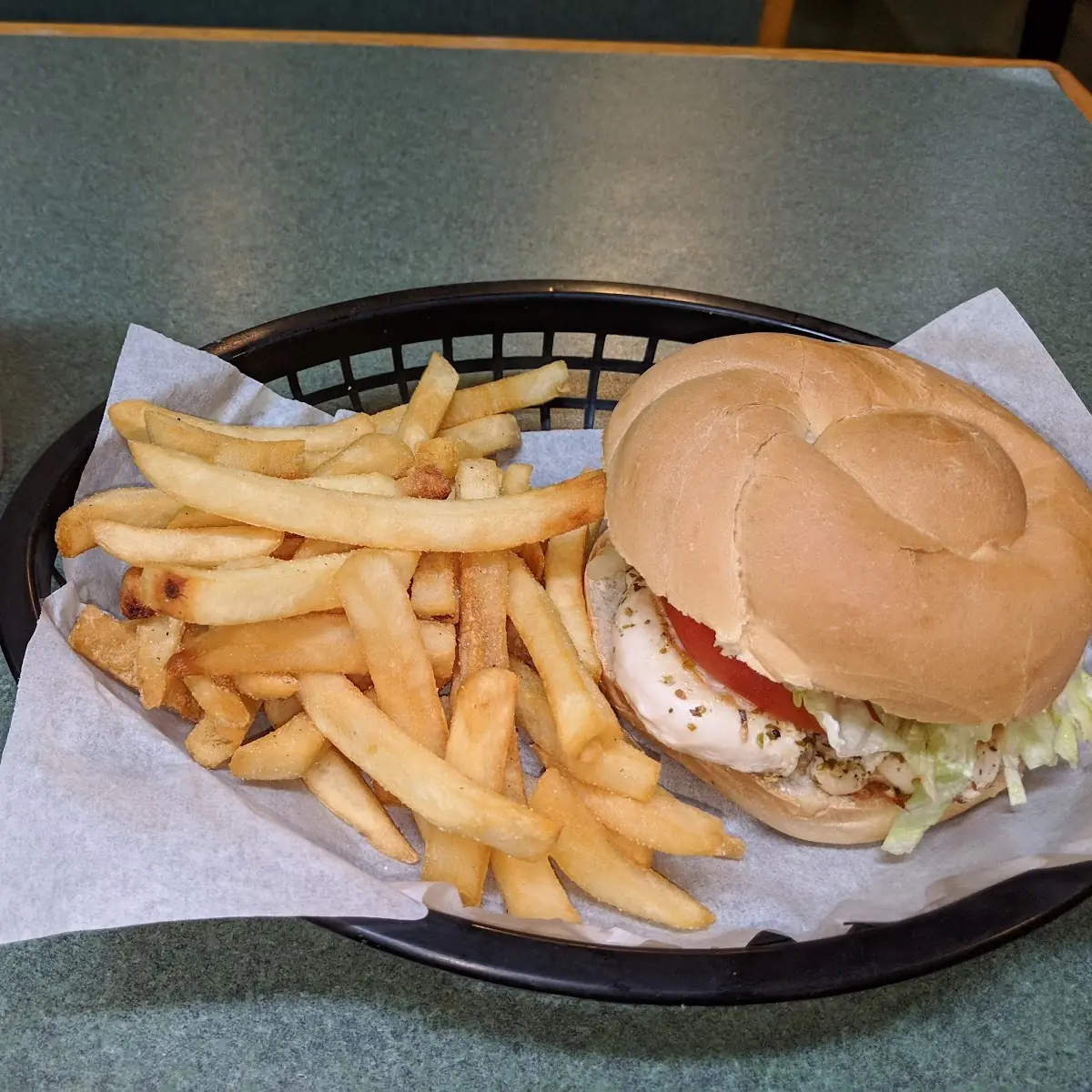 Grilled Chicken Sandwich Combo