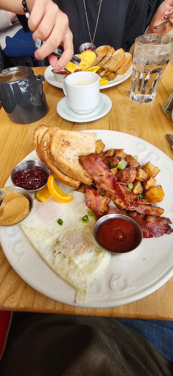 Prairie Ink Breakfast