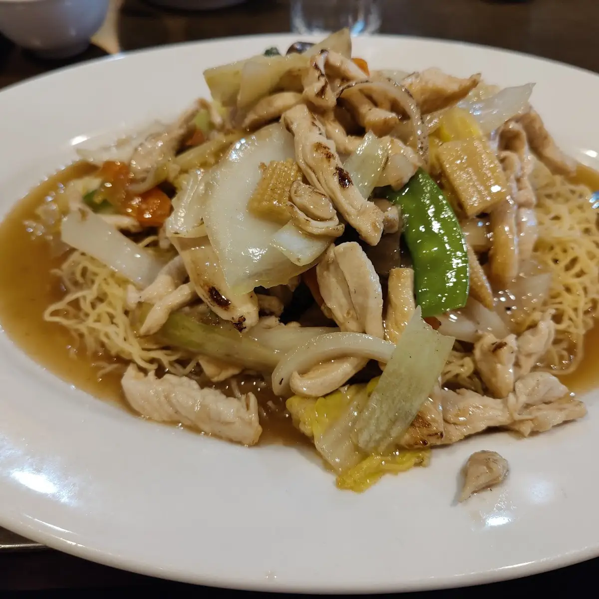 Pan-Fried Crispy Egg Noodle with Chicken and Mixed Vegetable