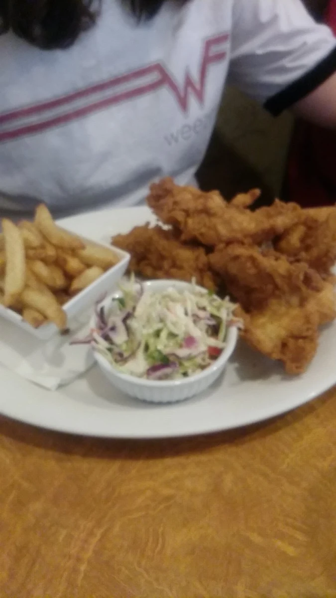 Chicken Strip Dinner, Ricky's All Day Grill - Nanaimo South-In the Days Inn