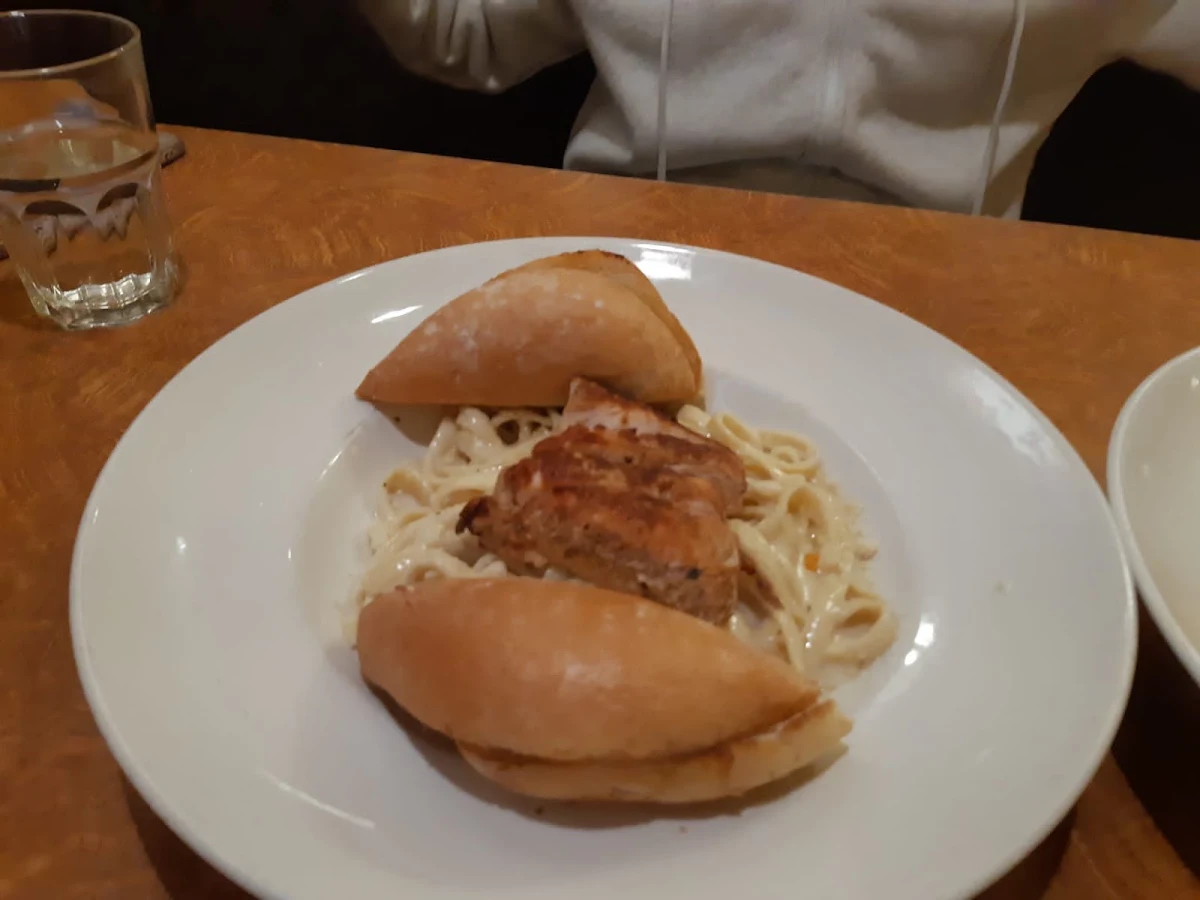 Fettuccine Alfredo with Chicken, Ricky's All Day Grill - Nanaimo South-In the Days Inn
