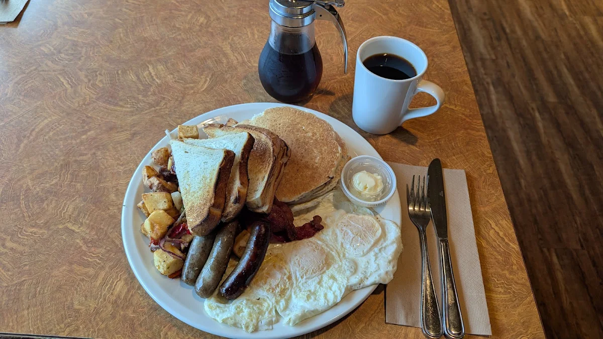 Grand Forks Breakfast, Ricky's All Day Grill - Nanaimo South-In the Days Inn