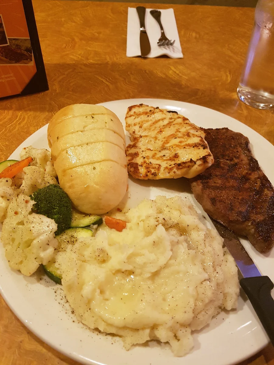 Homestyle Turkey Dinner Lighter Portion, Ricky's All Day Grill - Nanaimo South-In the Days Inn