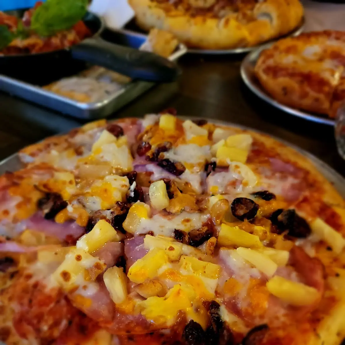 Hawaiian Pizza