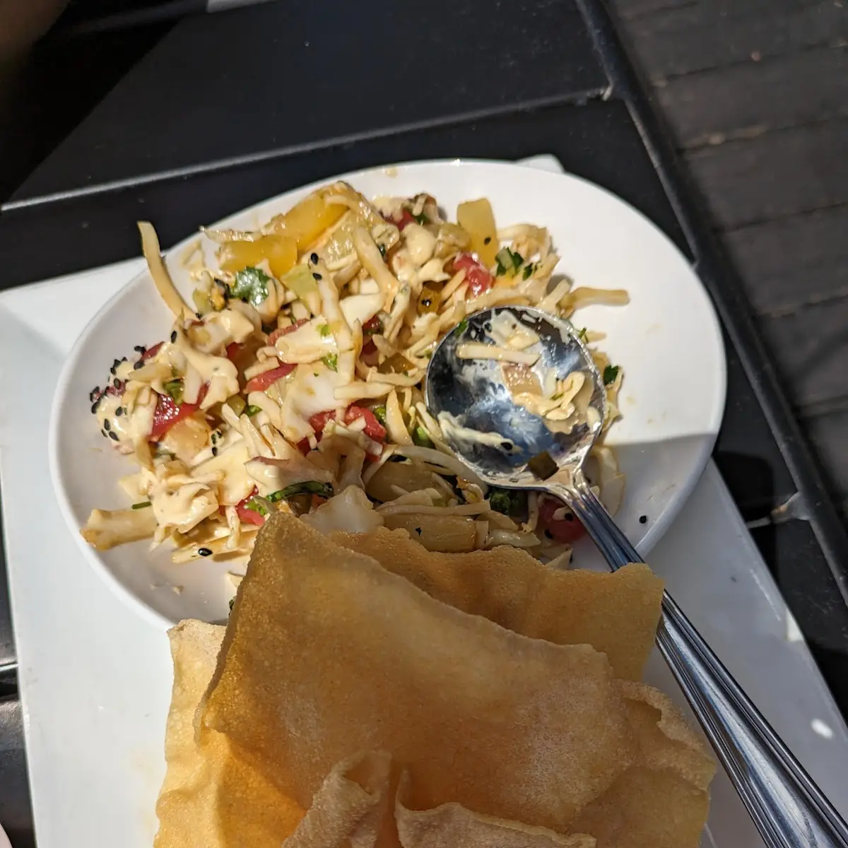 Poke Bowl, Charlie Don't Surf