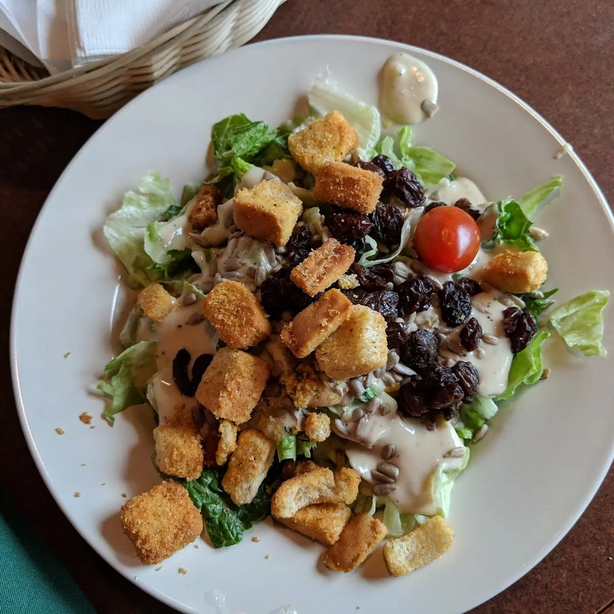 Café Salad or Caesar Salad