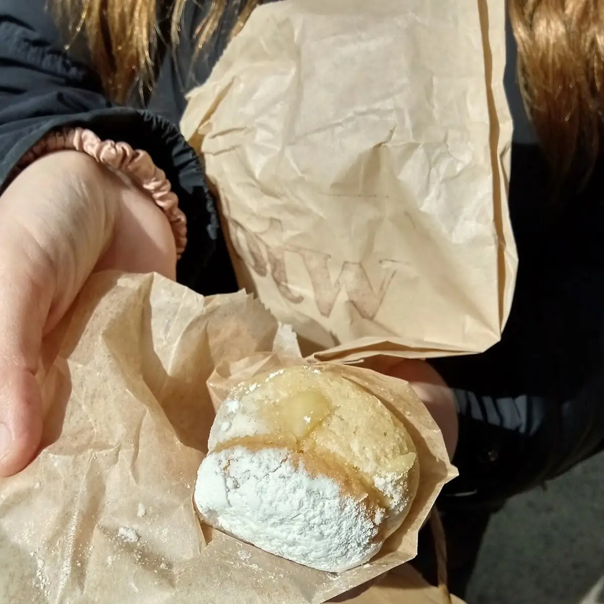 Donut Cream Puff
