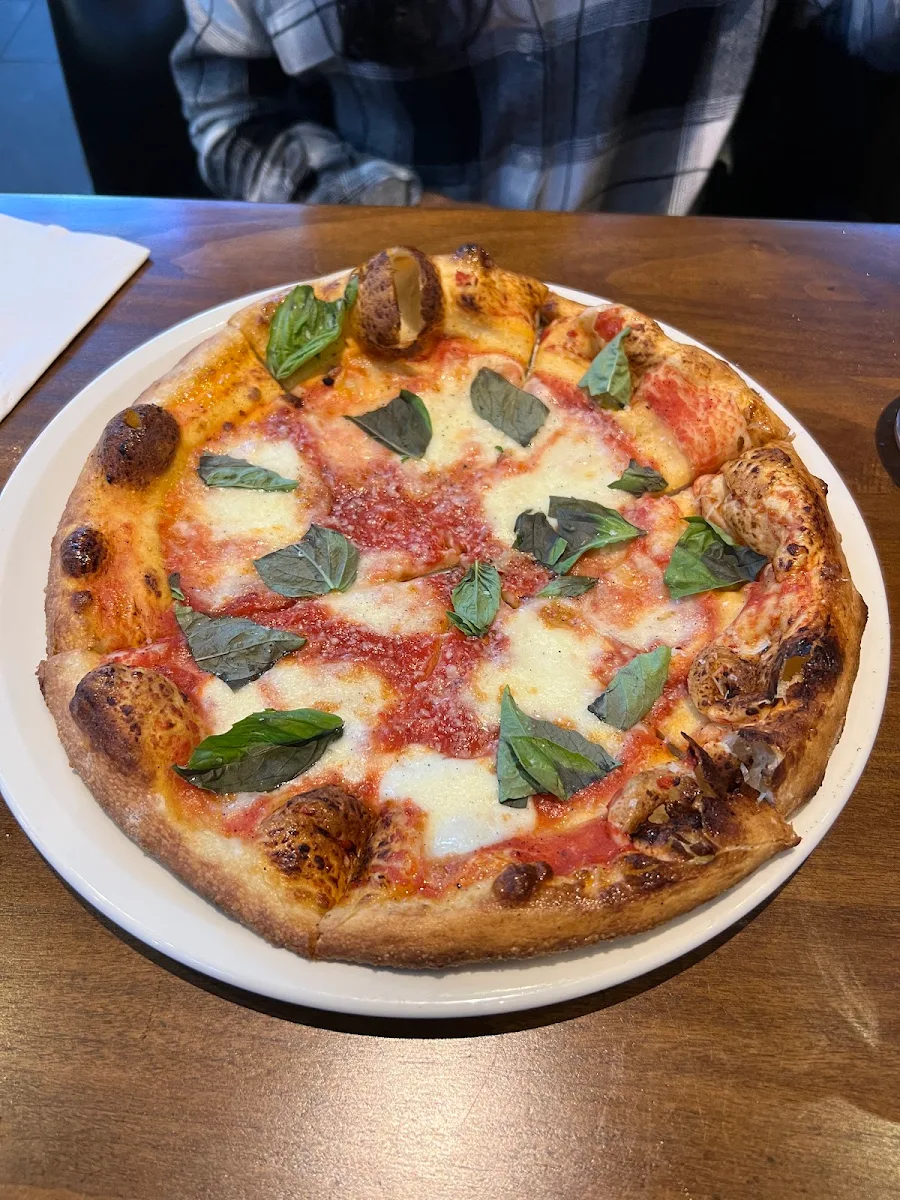 Margarita Pizza