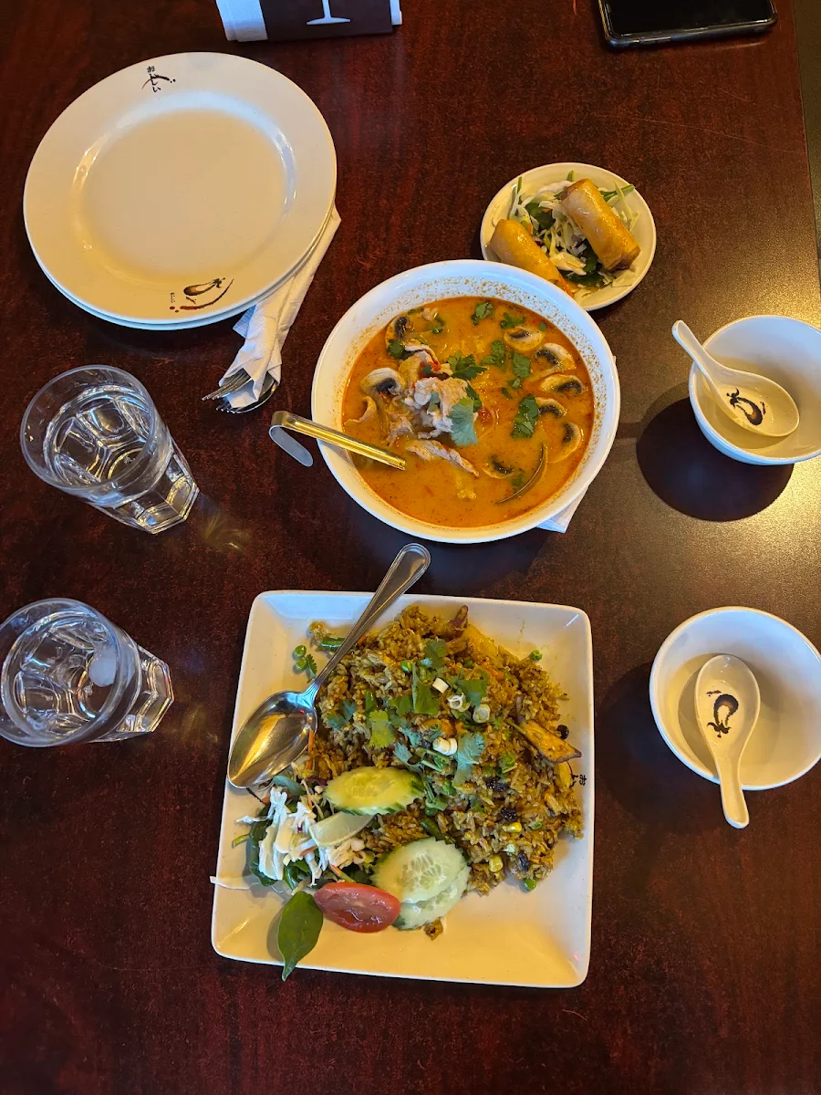 Tom Yam Noodles Soup