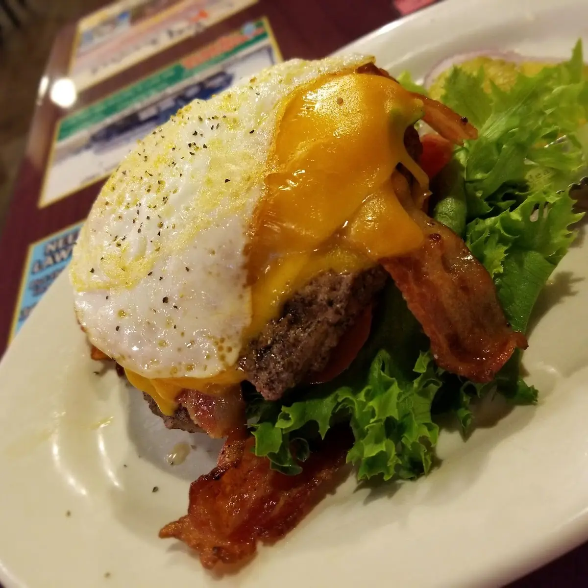 Deluxe Bacon Cheeseburger