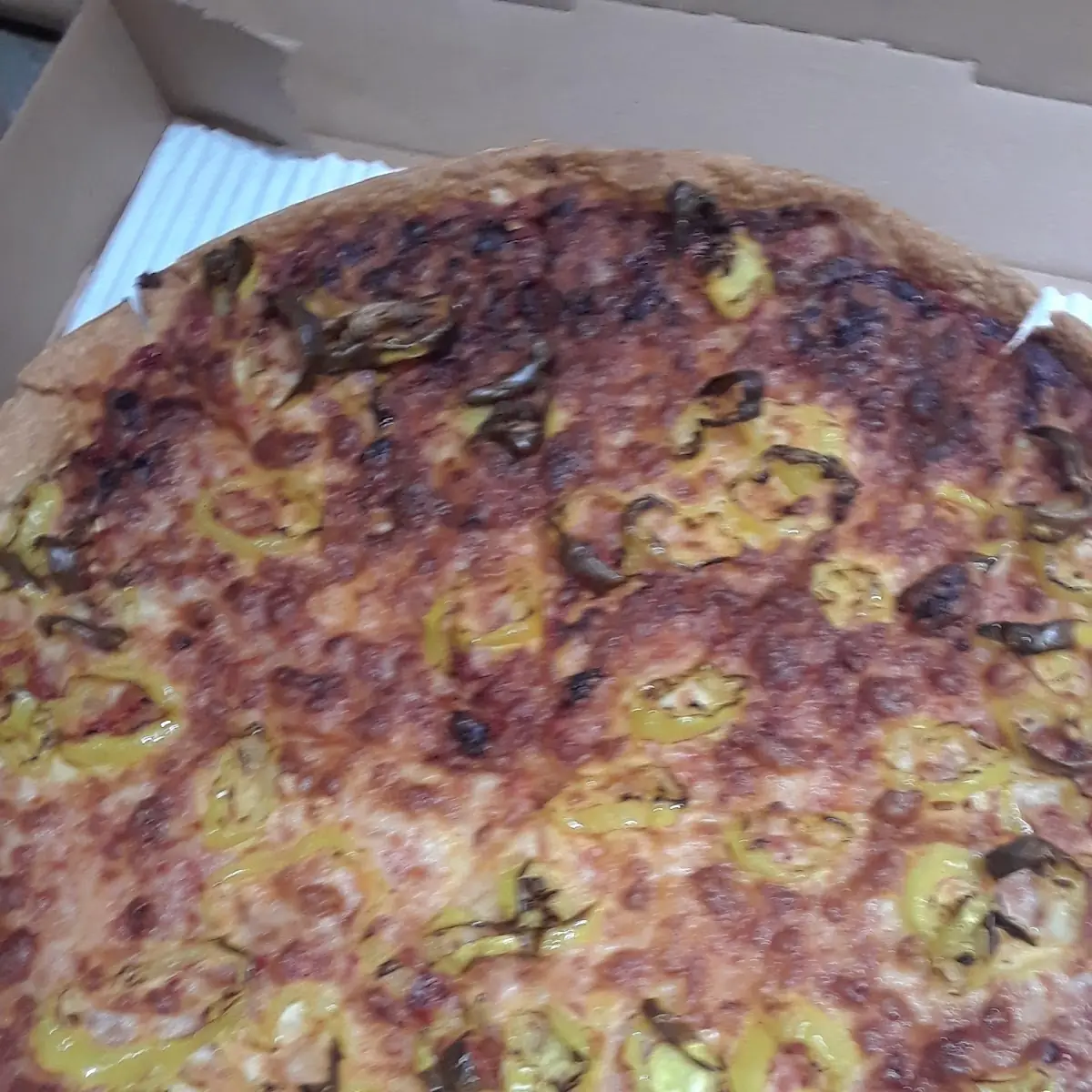 Thin Crust with Banana Peppers