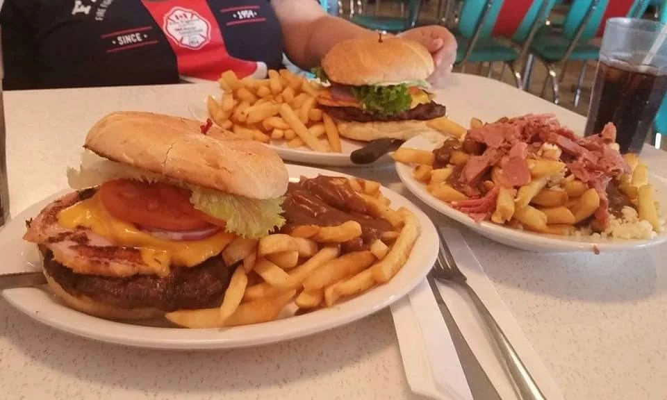 Hamburger and Fries, Stella’s Diner