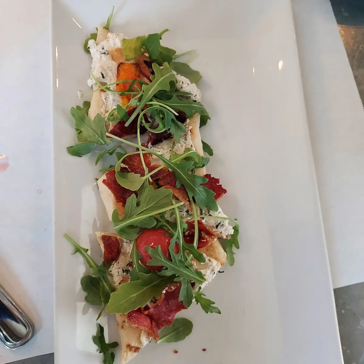 Flat Bread with Ricotta Prosciutto