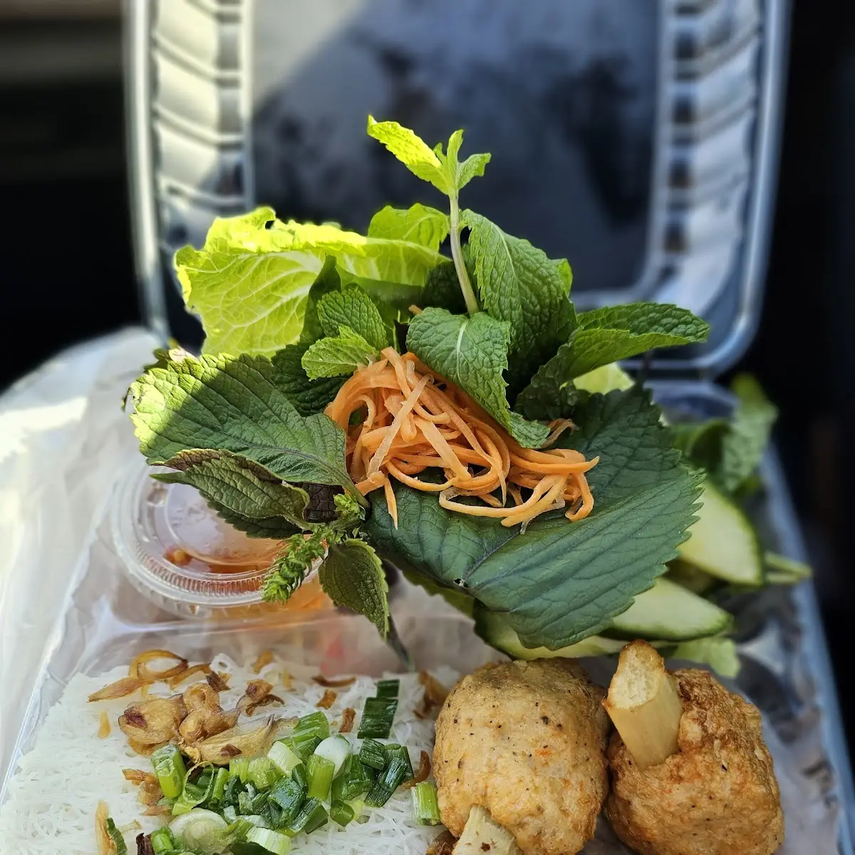 Bánh Hỏi Chao Tôm