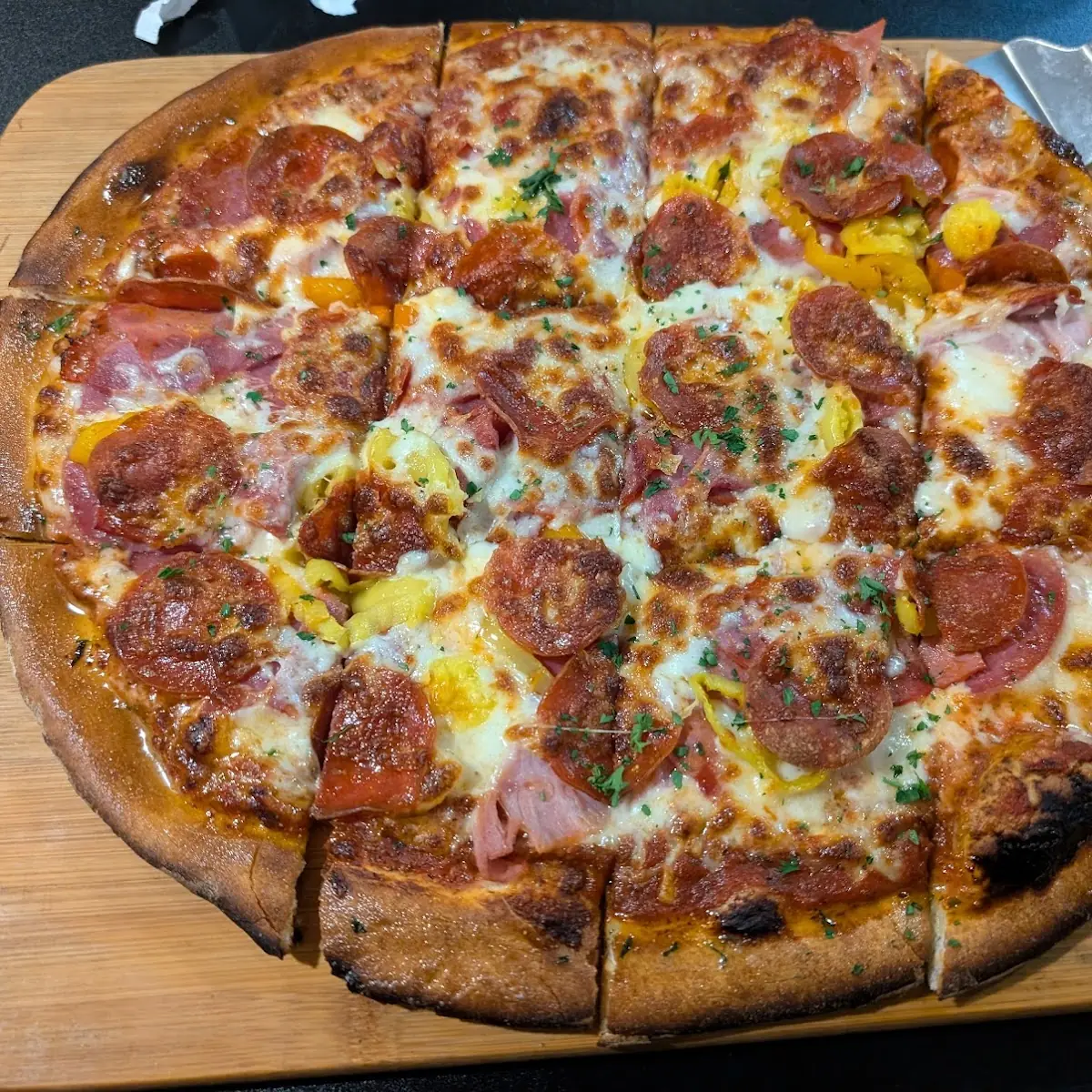 Large - Bistro Bandiera Pizza