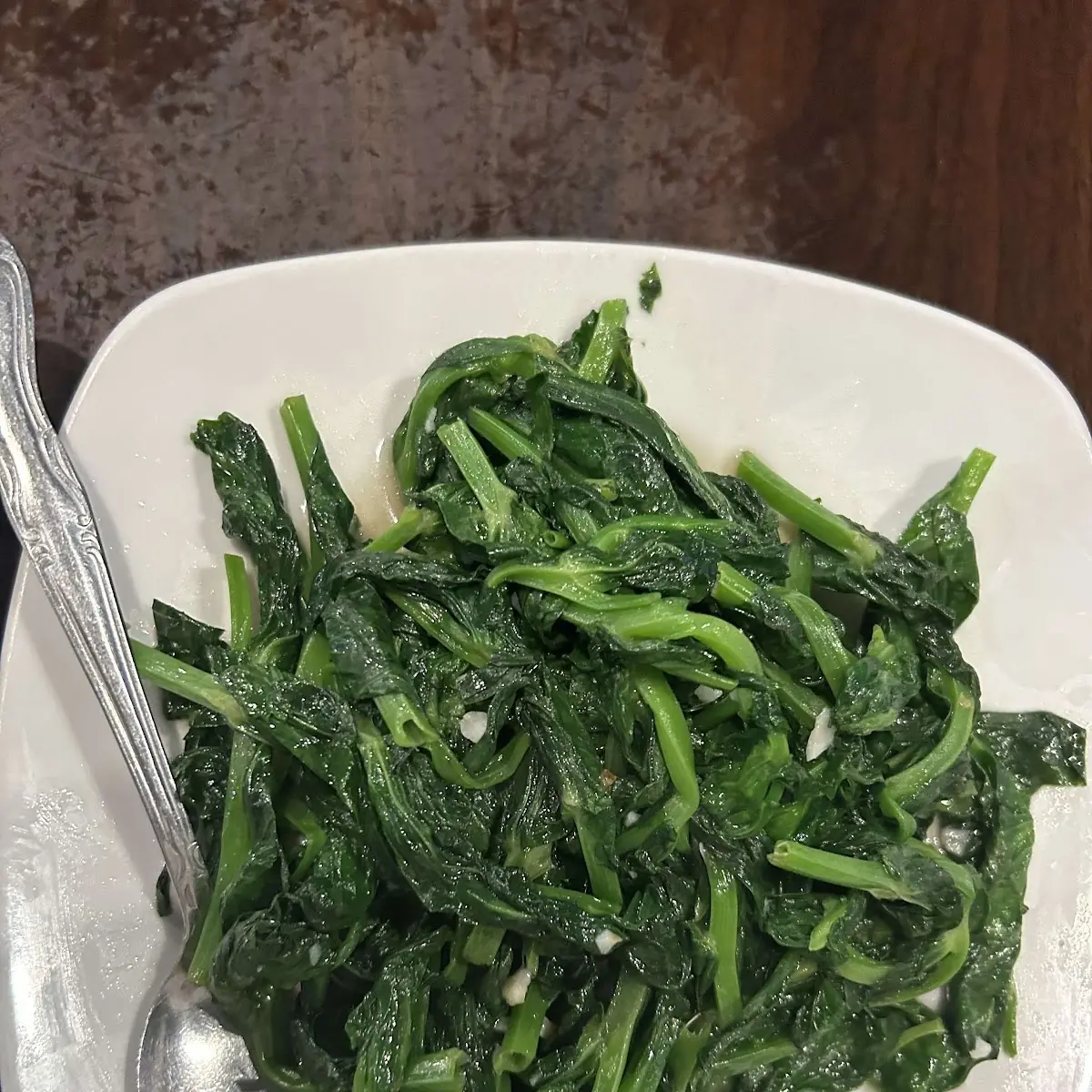 Pea Vines with Garlic Sauce
