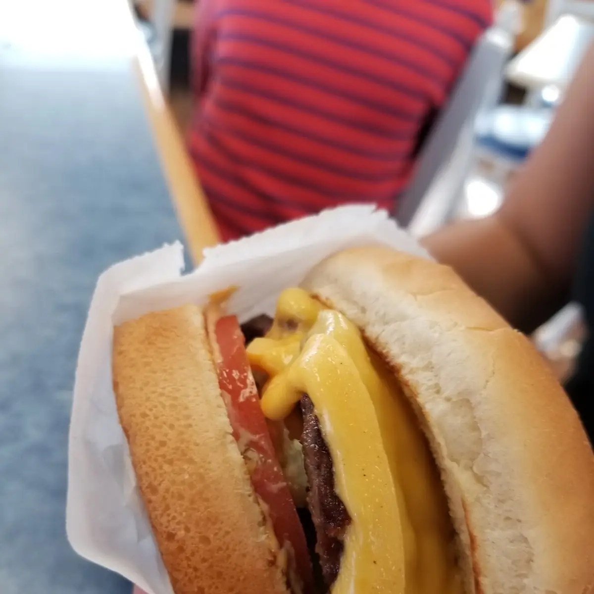 Mama Burger