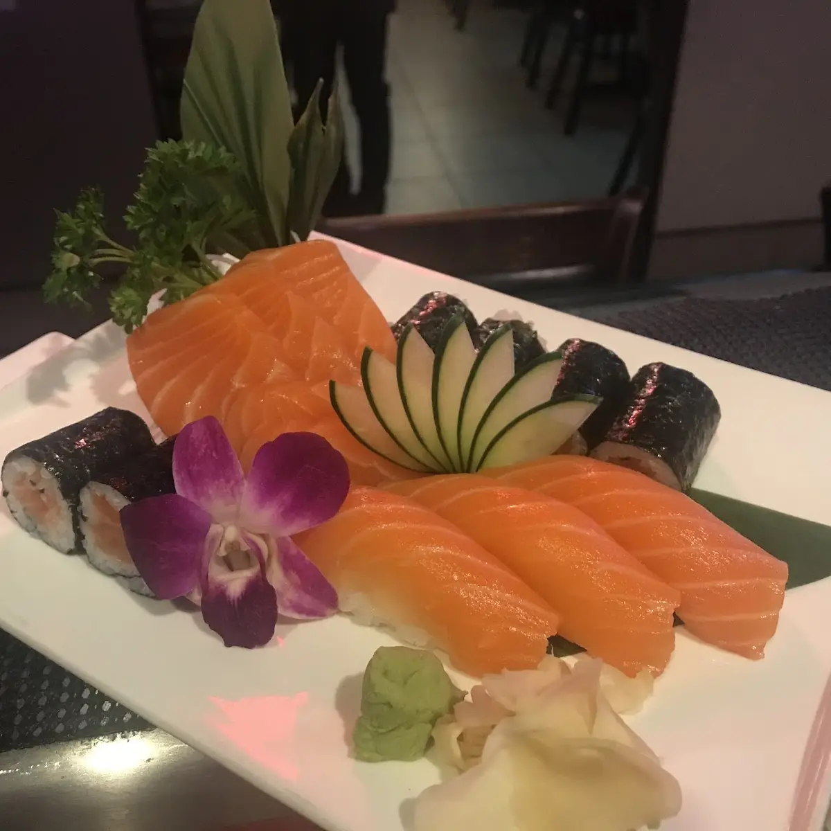 Sushi & Sashimi Combo