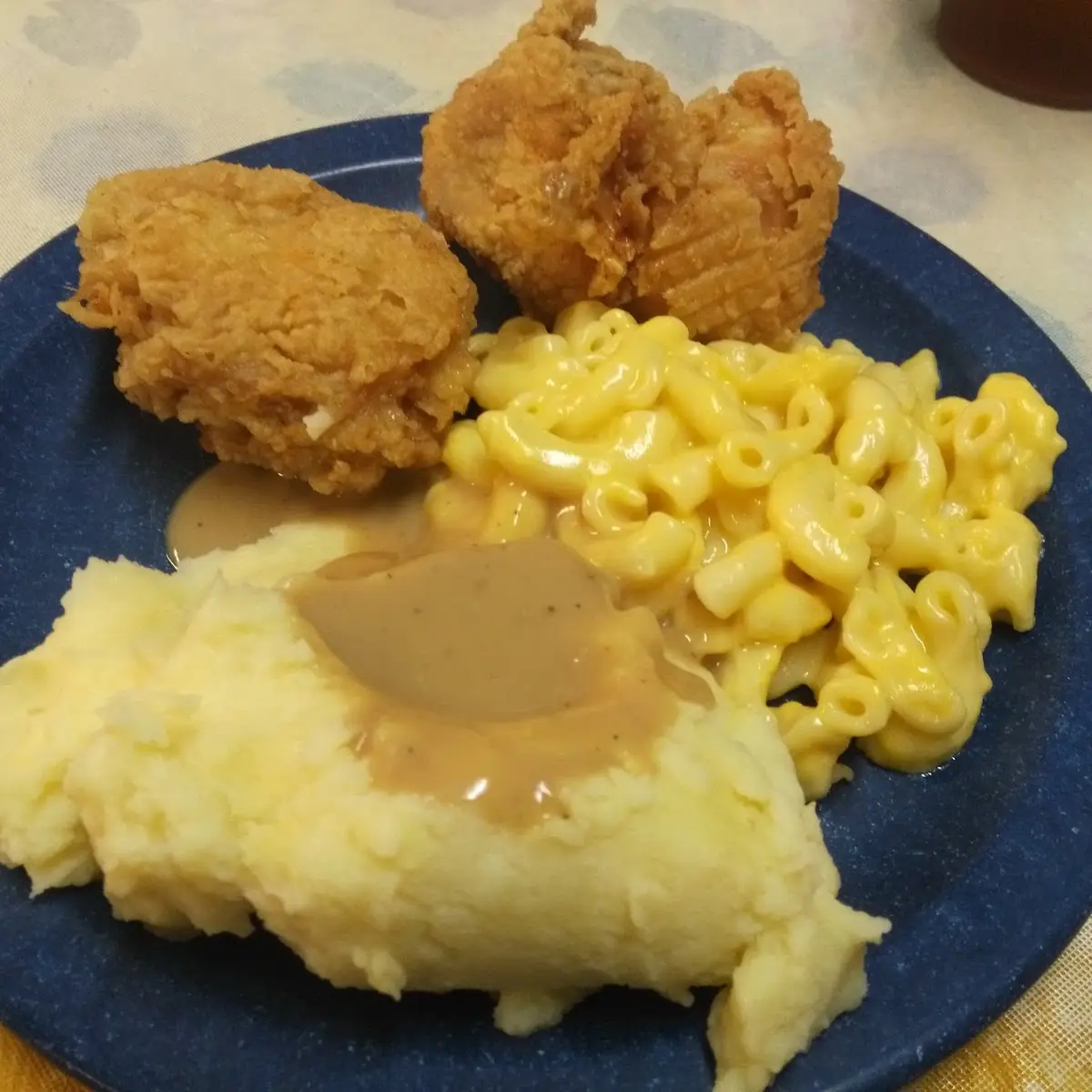 Mashed Potatoes Rolls & Cornbread