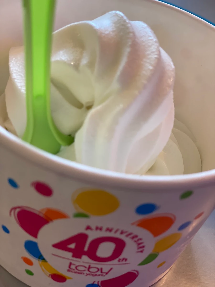 White Chocolate Mousse Frozen Yogurt