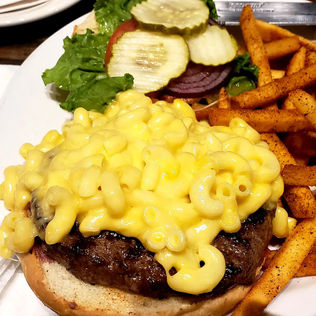 Midtown Mac and Cheese Burger
