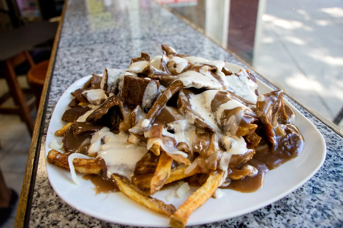Donair Poutine