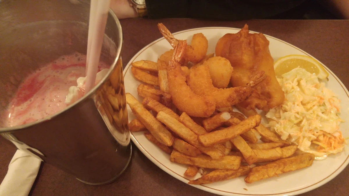 Fish Shrimp Scallop Combo