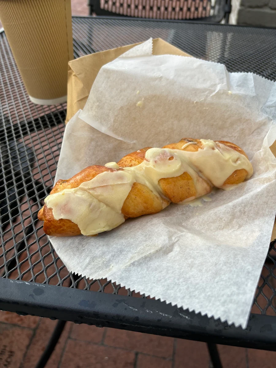 Cinnamon Raisin Twist