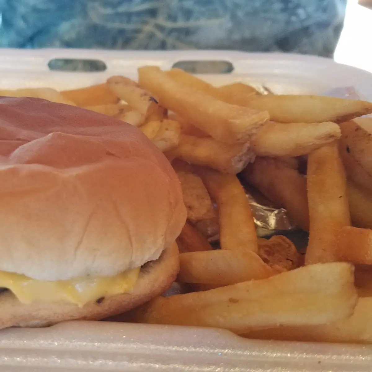 Cheeseburger Combo